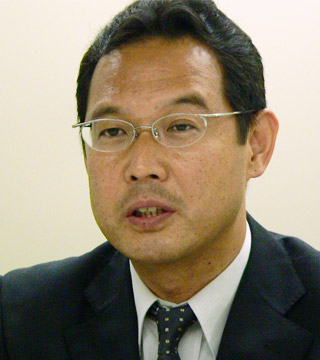 小倉　健一 氏